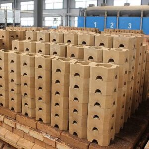 Basic refractories