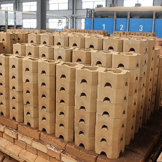 Basic refractories